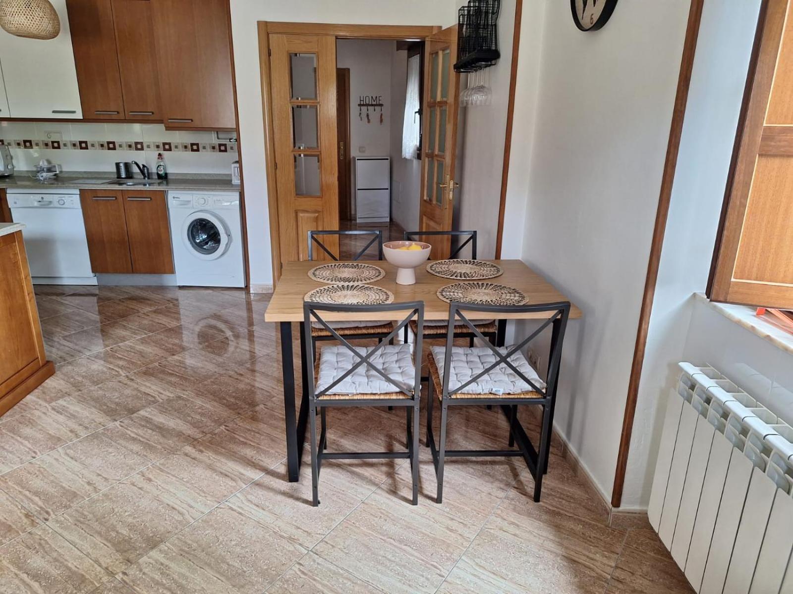 La Santina Y Su Jardin Apartment Avilés Екстериор снимка
