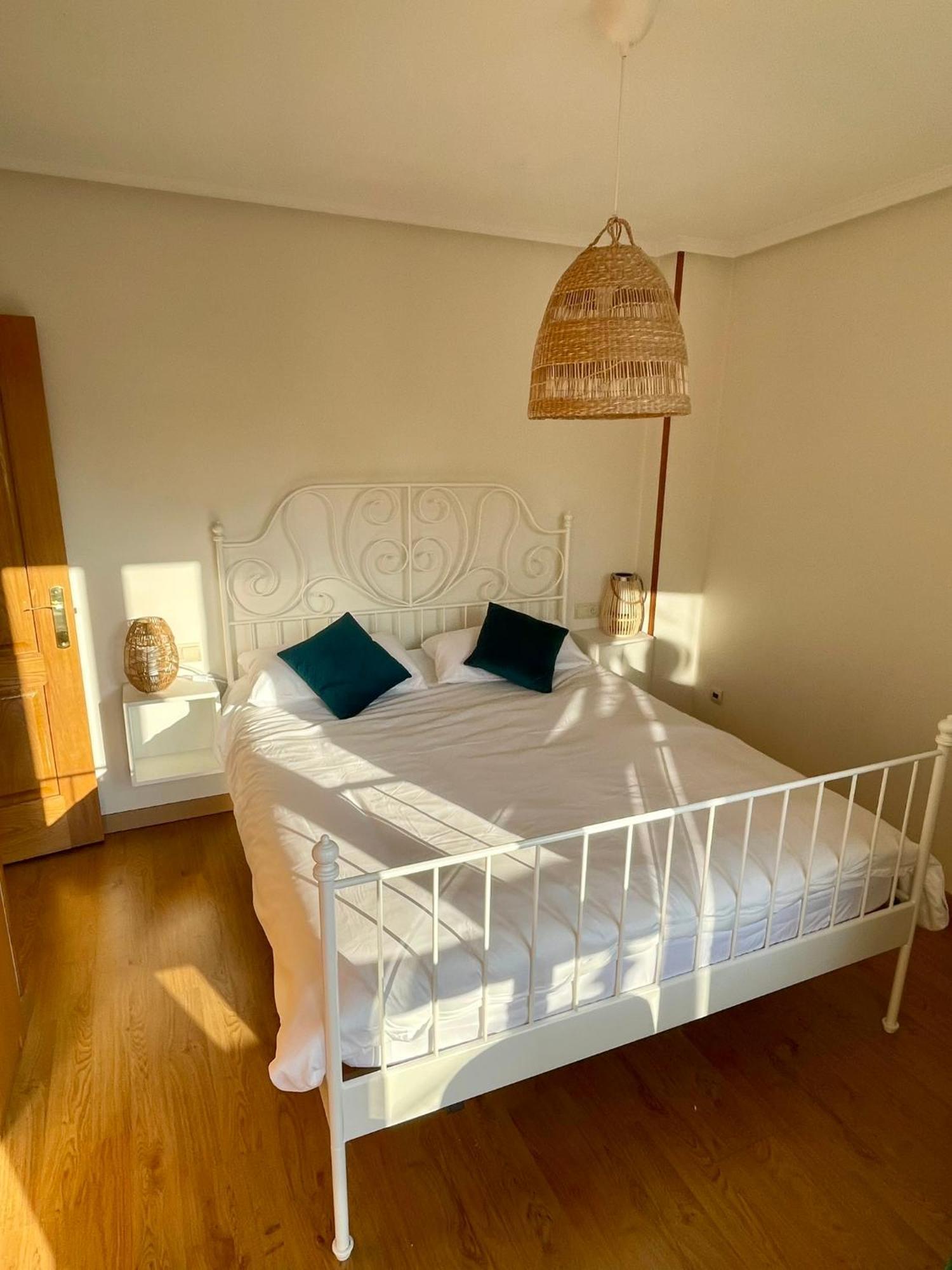La Santina Y Su Jardin Apartment Avilés Екстериор снимка